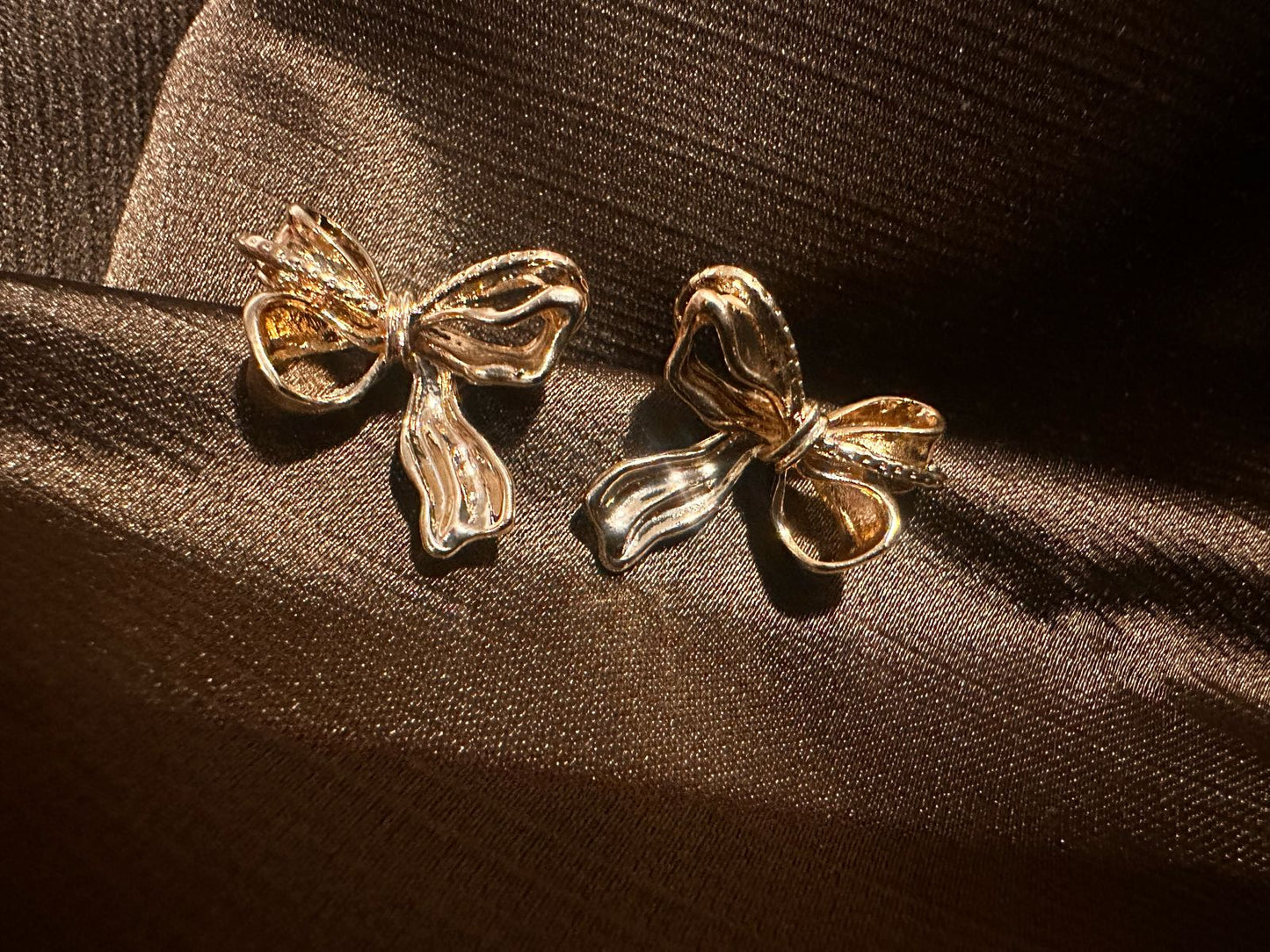 Twisted Ribbon Bow Studs
