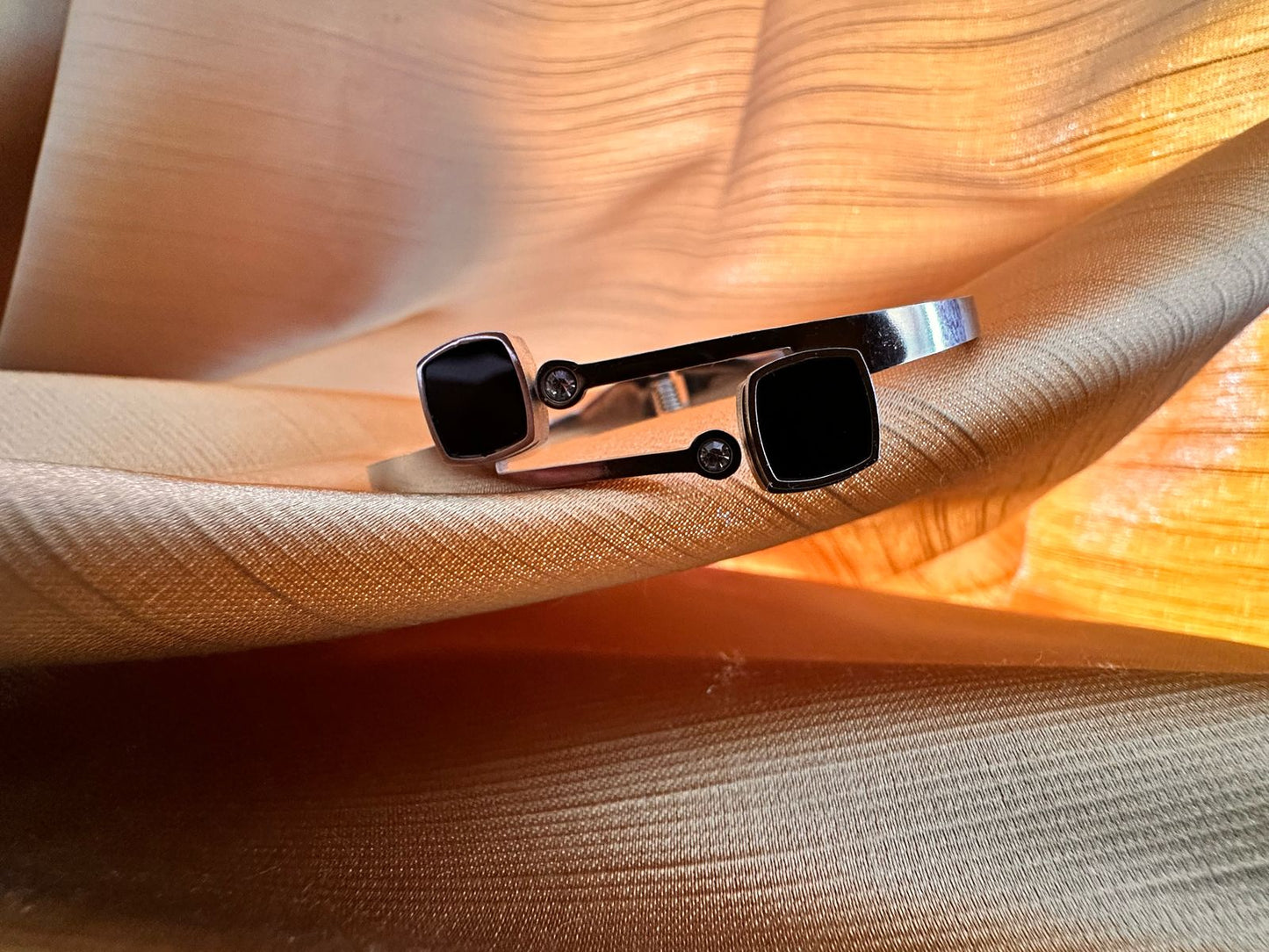 GeoLink Black Charm Bangle