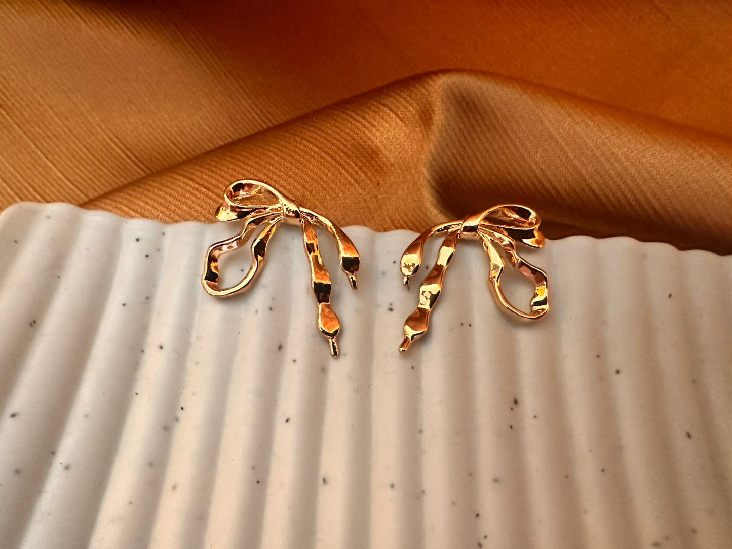 Golden Bow Drip Earrings