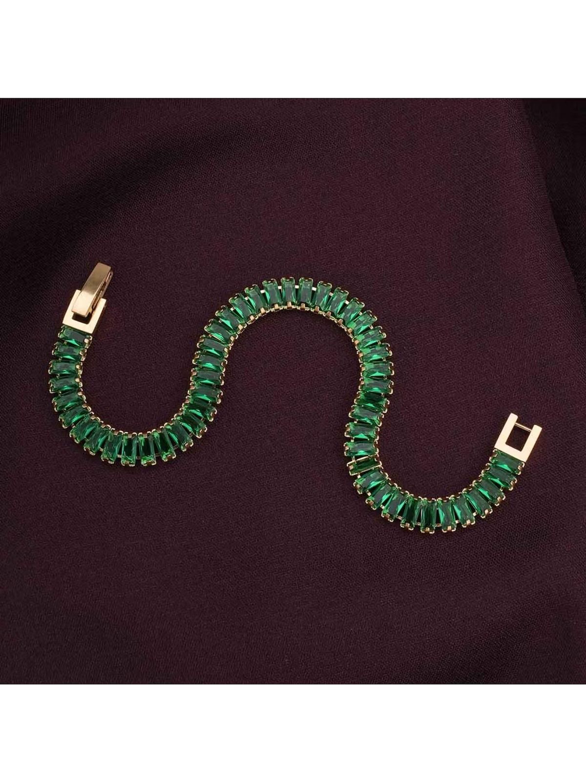 Emerald Luxe Tennis Bracelet