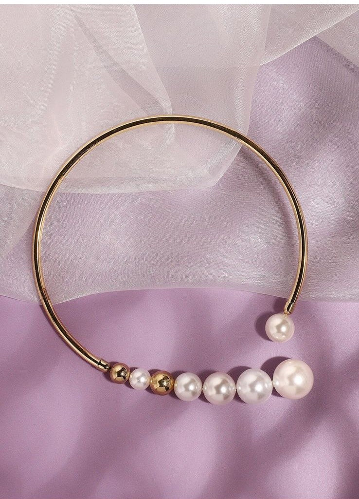 Golden Orbit Pearl Hasli