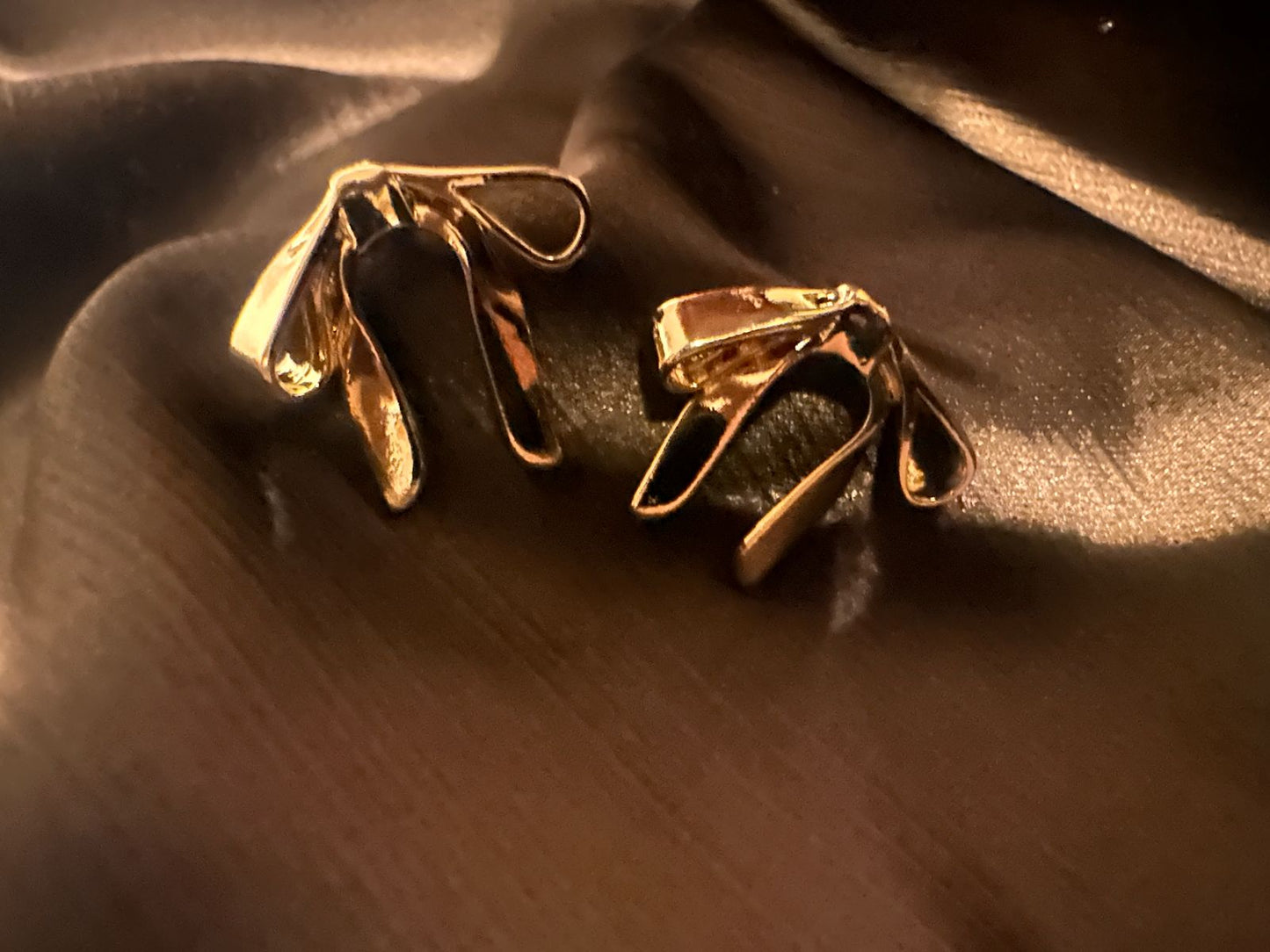 Twisted Ribbon Bow Studs