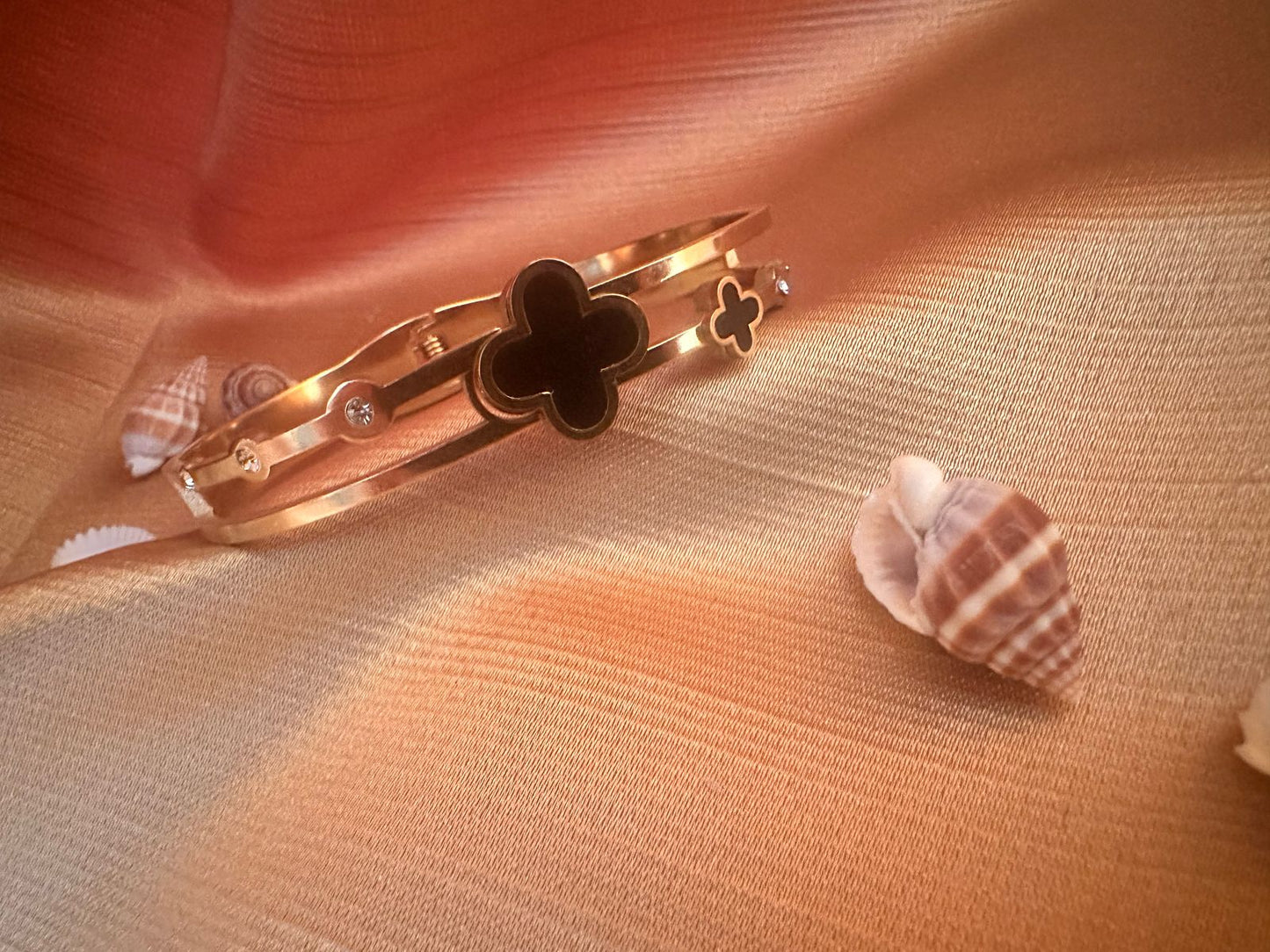 Clover Luxe Enamel Bangle