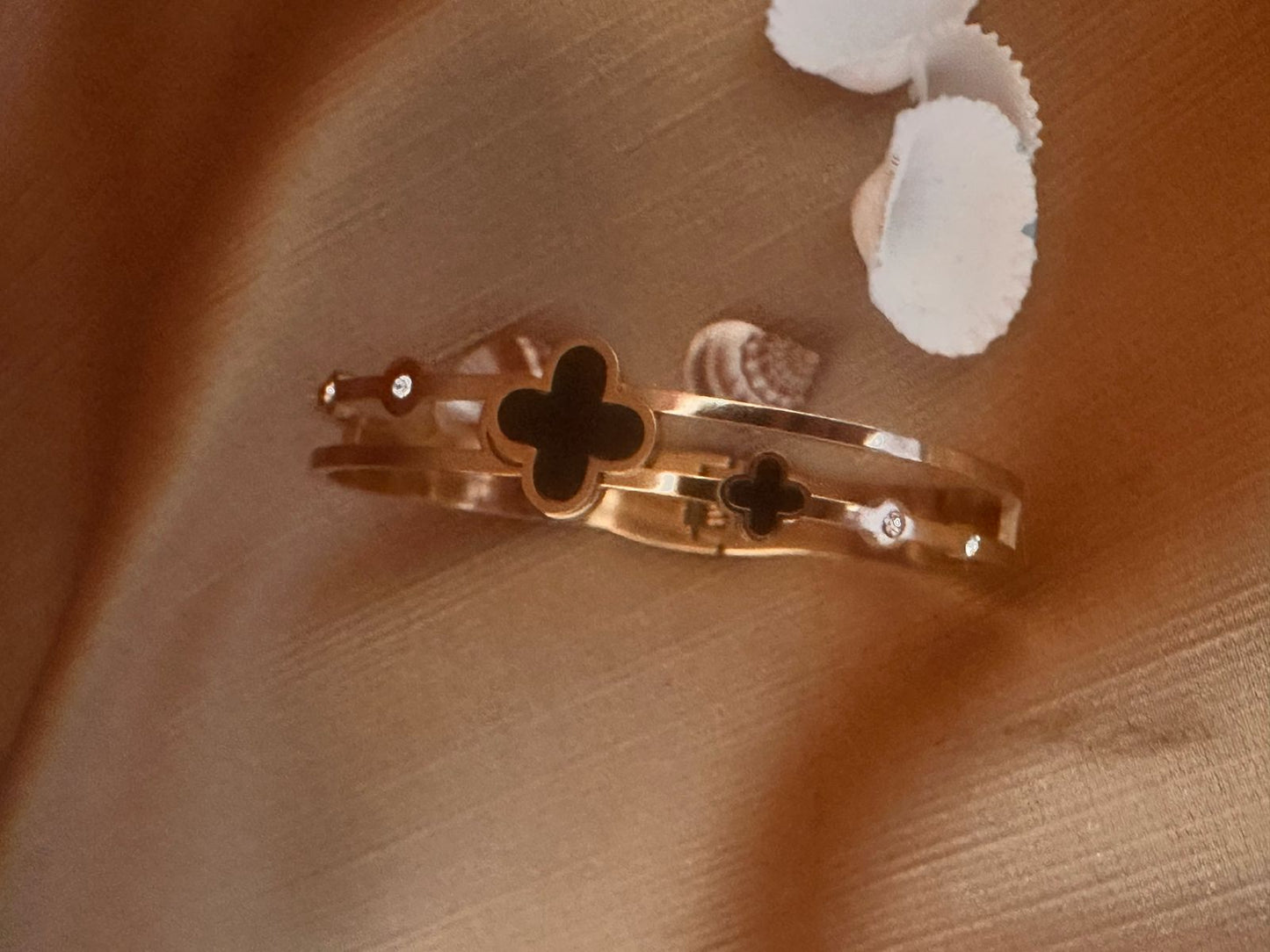 Clover Luxe Enamel Bangle